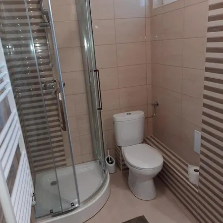 Pipacs Vendeghaz Hotel Eger