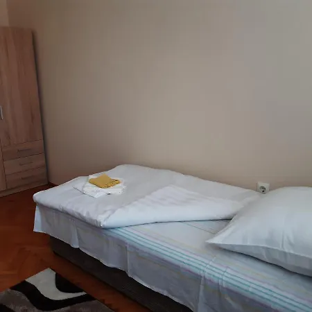 Pipacs Vendeghaz Eger